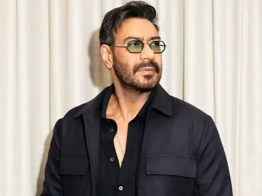 बॉलीवुड एक्टर अजय देवगन की मल्टीप्लेक्स चेन ‘देवगन सिनेक्स’ ने ठाणे के घोड़बंदर रोड पर अपना नया सिनेमाघर लॉन्च किया