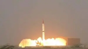 ईरान की खोर्रमशहर-4 मिसाइल बनी चर्चा का केंद्र