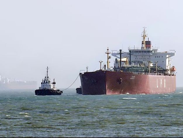 ‘जग वसंत’ जहाज भारत में, गुजरात के कांडला पोर्ट पर LPG का मिड-सी ट्रांसफर तय