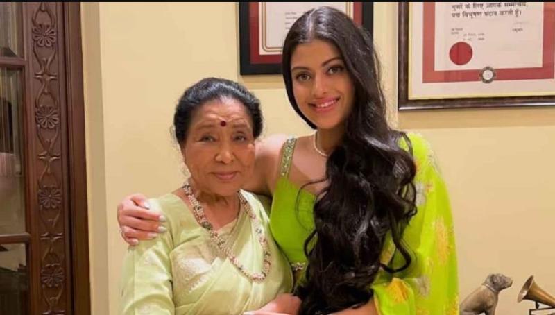 बॉलीवुड में एंट्री को तैयार जनाई भोसले, इस स्टार क्रिकेटर से जुड़ चुका है नाम