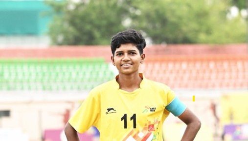 जनजातीय जड़ों से अंतर्राष्ट्रीय फलक तक: छत्तीसगढ़ की स्टार फुटबॉलर किरण पिस्दा के संघर्ष की कहानी