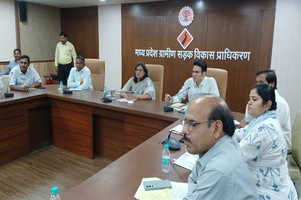 जल गंगा संवर्धन अभियान के सहभागी सभी विभाग डैशबोर्ड में अनिवार्य रूप से दर्ज करें जानकारी : अपर मुख्य सचिव श्रीमती रस्तोगी