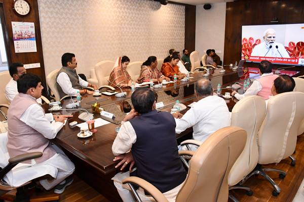 संवाद, सहयोग और सहभागिता से हो नारी शक्ति वंदन अधिनियम का क्रियान्वयन : प्रधानमंत्री श्री मोदी