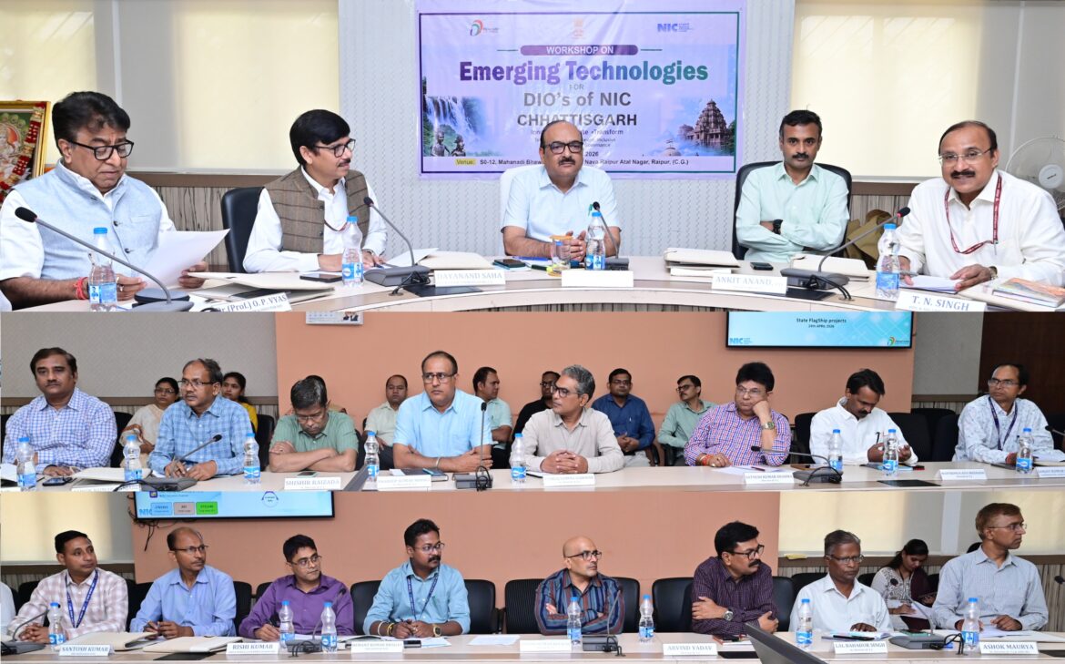 आम जनता को शासन की फ्लैगशिप योजनाओं का लाभ दिलाने के लिए सूचना प्रौद्योगिकी का अधिकतम इस्तेमाल करें: मुख्य सचिव श्री विकासशील