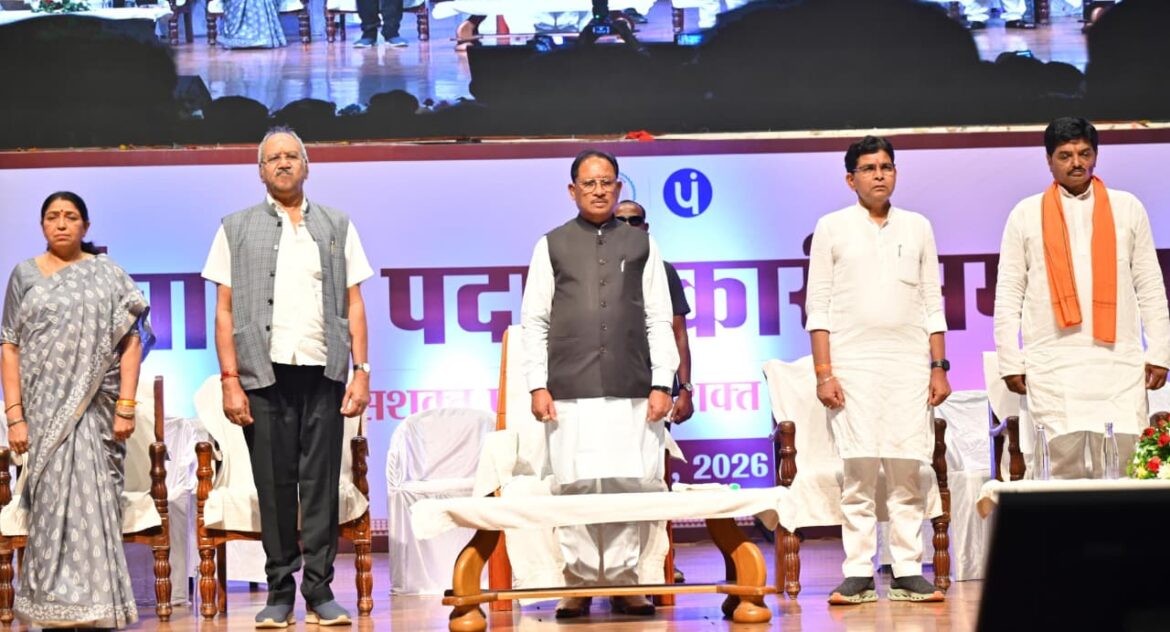 राज्य में नहीं है खाद की कमी, पंजीकृत रकबे के मुताबिक सभी किसानों को मिलेगी समय पर खाद: कृषि मंत्री श्री रामविचार नेताम