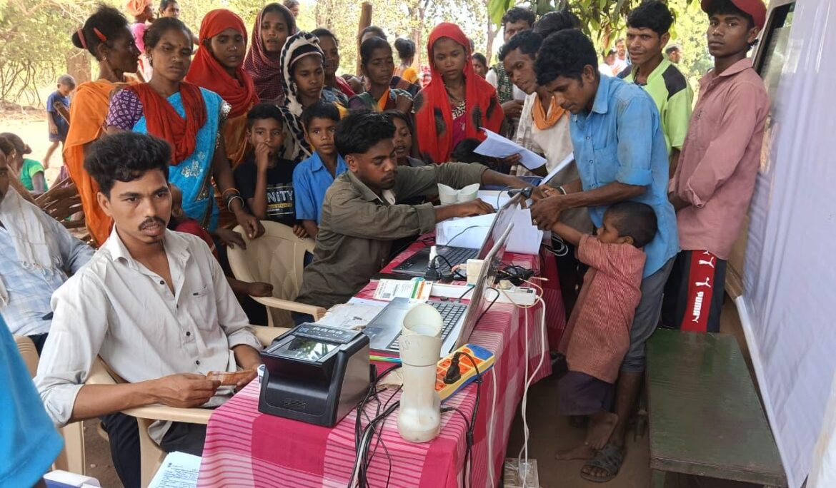 युवा फेस्ट-2026 का भव्य समापन: दायरा बैंड के सुरों पर थिरका धमतरी