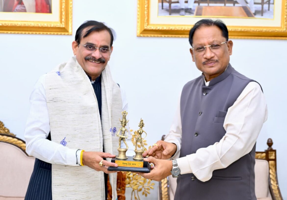 मुख्यमंत्री से सांसद श्री विष्णु दत्त शर्मा ने की सौजन्य मुलाकात