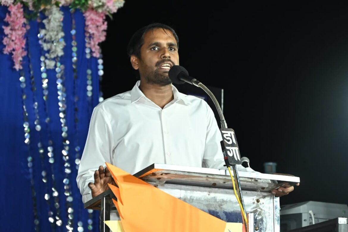 यूथ फेस्ट-2026: सौरभ द्विवेदी का मंत्र—फिट रहें, पॉजिटिव सोचें, परिवार संग आगे बढ़ें