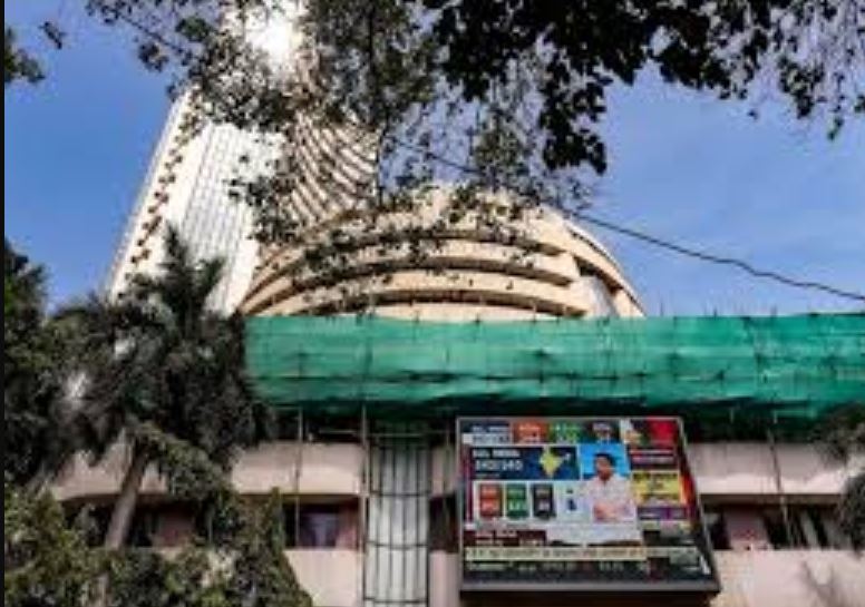 बाजार में तेजी की शुरुआत, सेंसेक्स में 400 अंकों की बढ़त, निफ्टी मजबूत