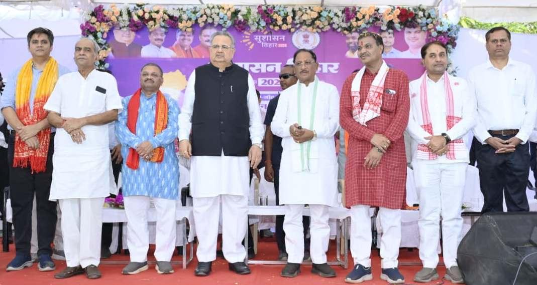 एक चौपाल ऐसा भी जहाँ खुशियों और तालियों की रही गूंज