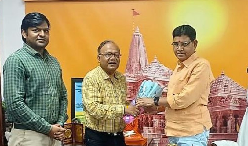 ​उच्च शिक्षा मंत्री से मिले कुलपति प्रो. दयाल