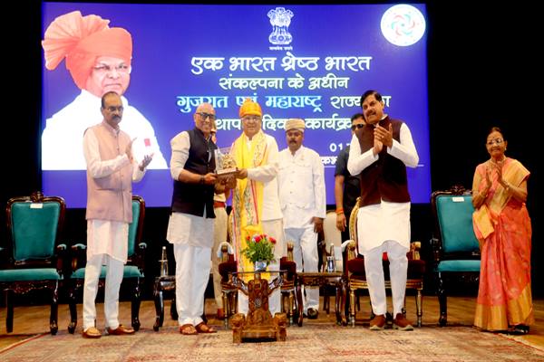 विकास की अद्भुत यात्राओं का अभिनंदन पर्व है, राज्य स्थापना दिवस : राज्यपाल श्री पटेल