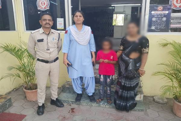 इंदौर के डायल 112 हीरोज