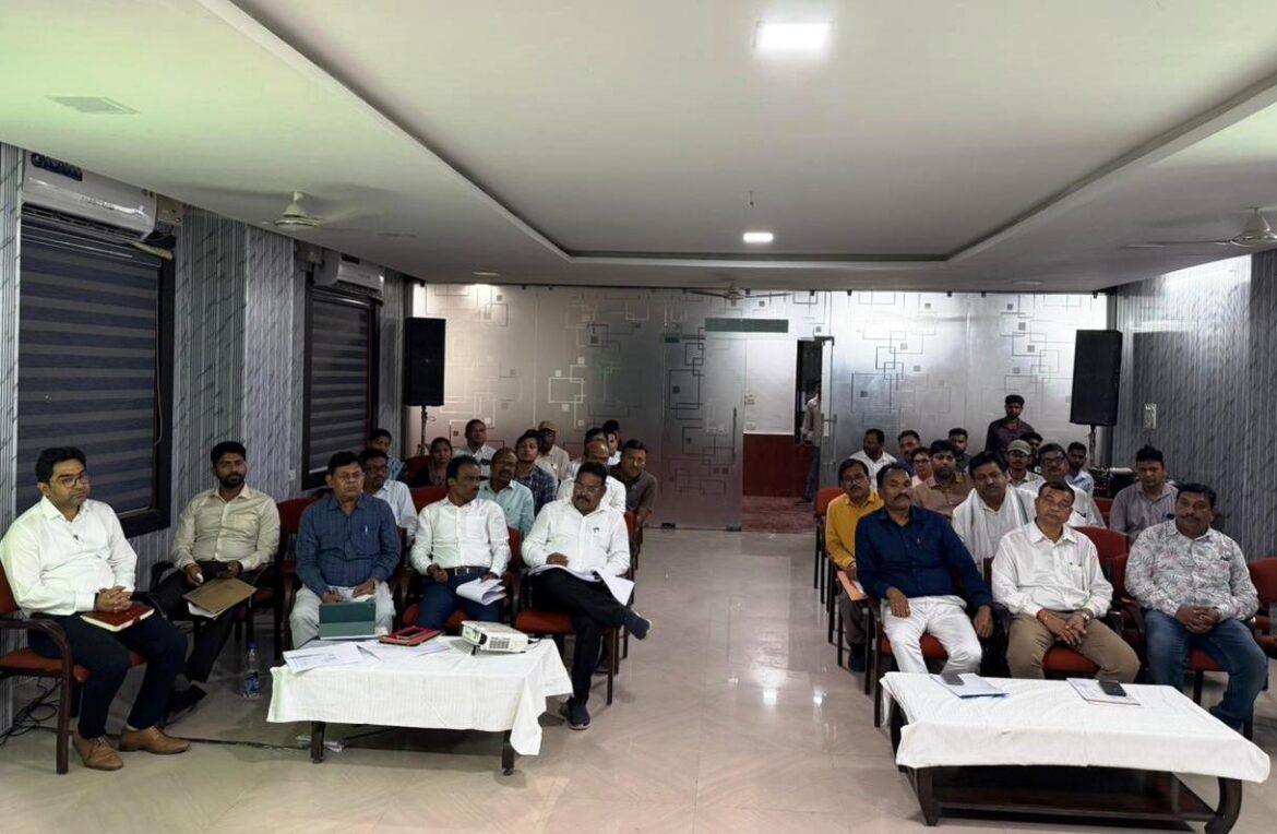 बेहतर विभागीय समन्वय से कार्यों में लाएं तेजी : सचिव श्री बंसल