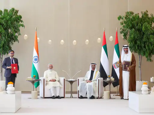 प्रधानमंत्री नरेंद्र मोदी UAE दौरे पर पहुंचे