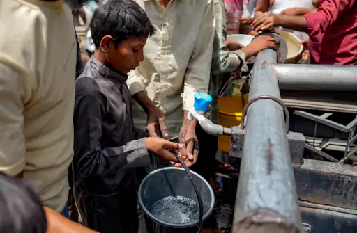 एजेंसी के मुताबिक इस दौरान इन राज्यों में अधिकतम तापमान 45°C या उससे ज्यादा रहे