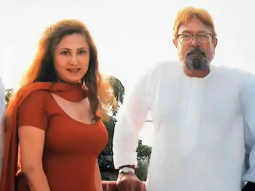 बॉम्बे हाई कोर्ट के राजेश खन्ना के साथ अनीता आडवाणी के रिश्ते को शादी मानने से इनकार करने के बाद अब अनीता ने अपनी नाराजगी जाहीर की