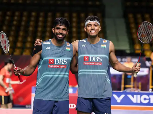 बैंकॉक में खेले जा रहे थाईलैंड ओपन सुपर 500 बैडमिंटन टूर्नामेंट में भारत के सात्विकसाईराज रंकीरेड्डी और चिराग शेट्टी फाइनल में पहुंच गए