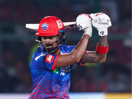 दिल्ली कैपिटल्स को IPL के मौजूदा सीजन में लगातार तीन हार के बाद जीत मिली