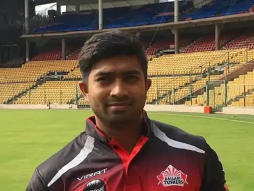 कर्नाटक के पूर्व तेज गेंदबाज एसएल अक्षय का रविवार को दिल का दौरा पड़ने से निधन हो गया