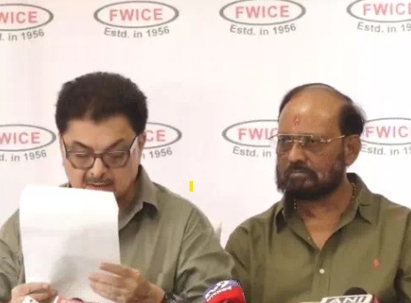 फेडरेशन ऑफ वेस्टर्न इंडिया सिने एम्प्लॉइज (FWICE) ने रणवीर सिंह के खिलाफ जारी नॉन-कोऑपरेशन डायरेक्टिव (NCD) को तत्काल प्रभाव से वापस लेने का ऐलान किया
