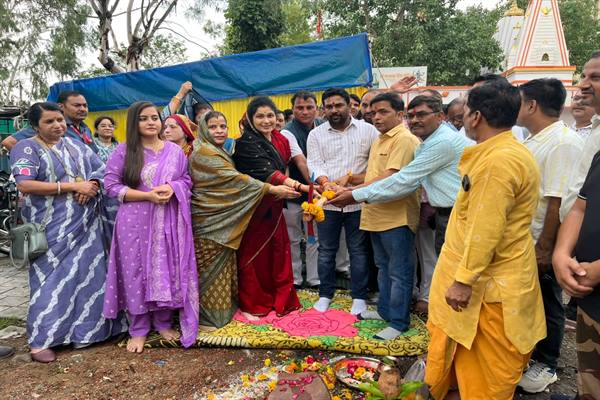 राज्यमंत्री श्रीमती कृष्णा गौर ने किया 9.32 लाख रुपये के विकास कार्यों का भूमिपूजन; जल्द बनेगा सामुदायिक भवन