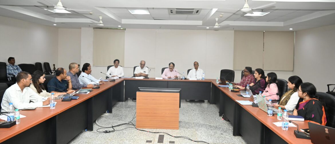 युवाओं को कौशल विकास के माध्यम से रोजगार और स्वरोजगार से जोड़ना राज्य की सर्वाेच्च प्राथमिकता : राज्य नीति आयोग उपाध्यक्ष गणेश शंकर मिश्रा