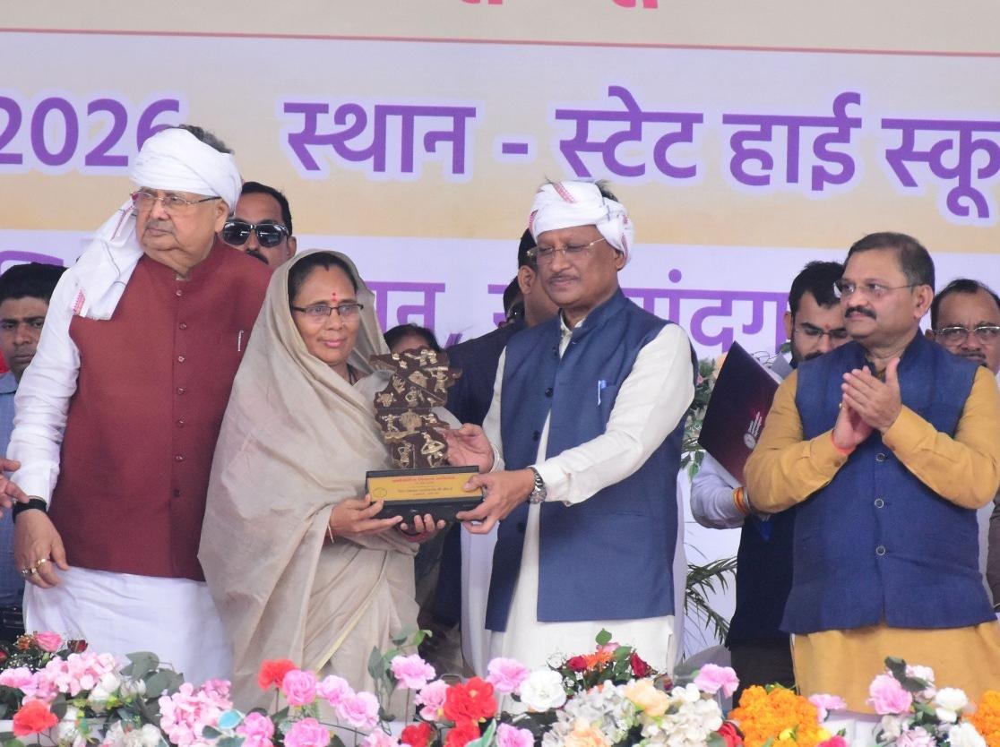 मुख्यमंत्री विष्णु देव साय की ने राजनांदगांव में 510 करोड़ रुपये से अधिक लागत के 333 विकास कार्यों का किया लोकार्पण-भूमिपूजन