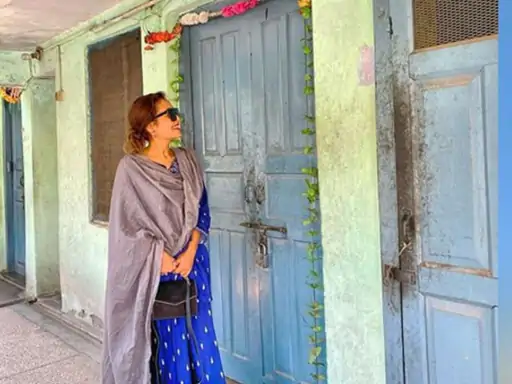 नेहा कक्कड़ का जन्म ऋषिकेश के बेहद गरीब परिवार में हुआ