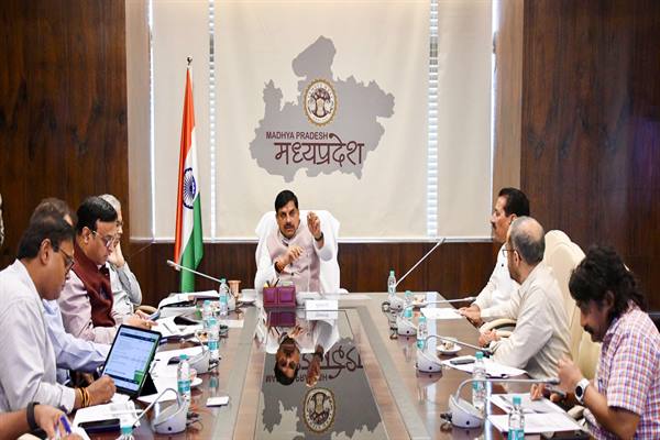 किसानों से सीधे संवाद के लिए राजधानी से लेकर मैदानी स्तर तक किये जाये कार्यक्रम आयोजित : मुख्यमंत्री डॉ. यादव