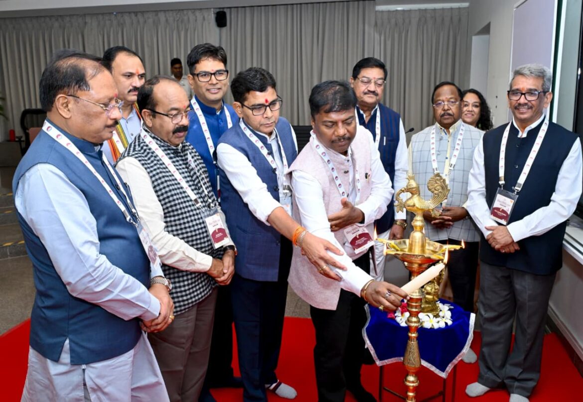 Chhattisgarh officials participate in ECI national conference on media and communication