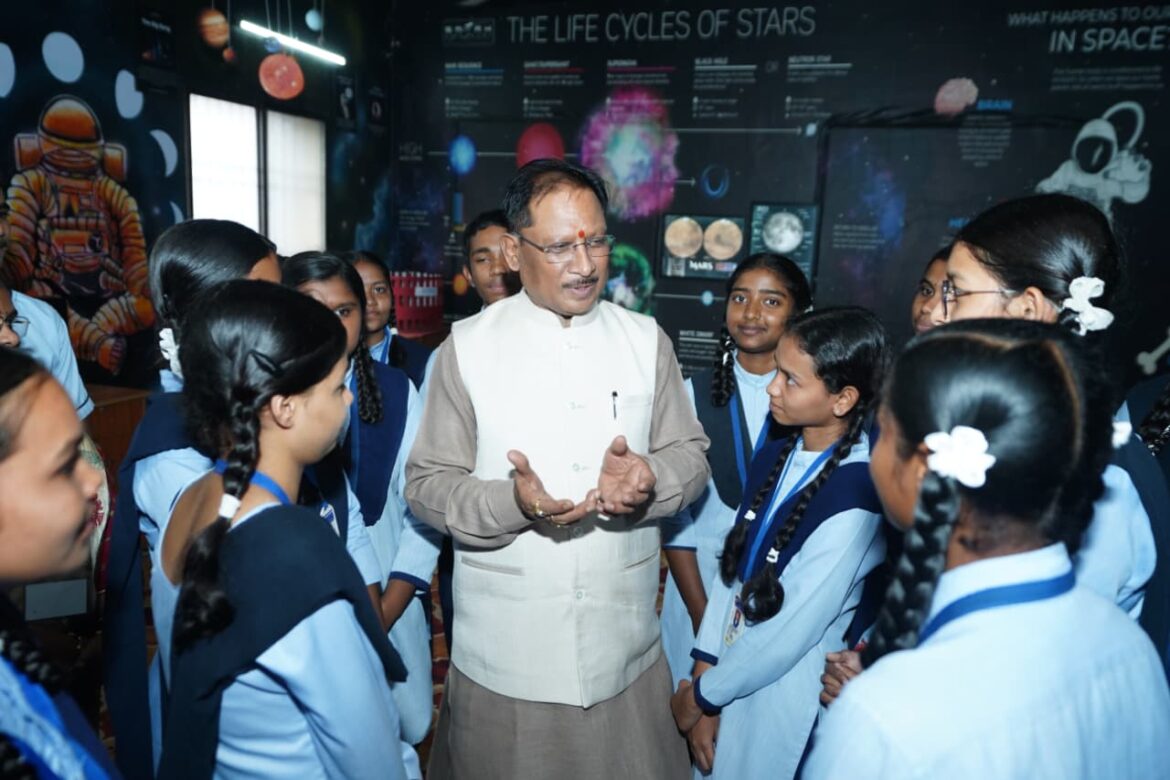 नई पीढ़ी का भविष्य संवारना ही हमारी सबसे बड़ी जिम्मेदारी : मुख्यमंत्री विष्णुदेव साय