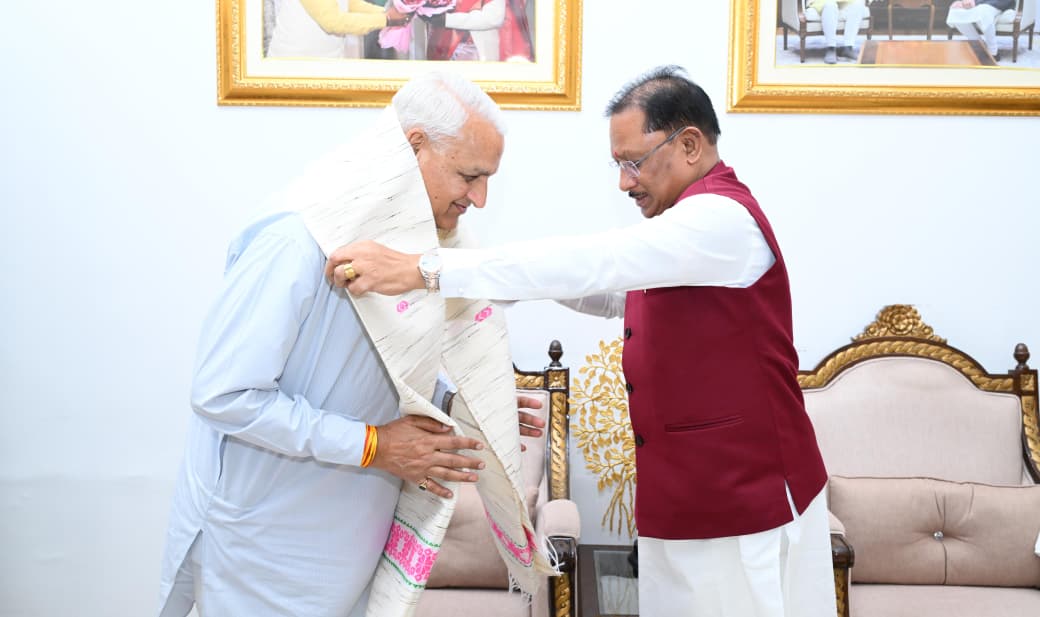 मुख्यमंत्री विष्णुदेव साय से लघु उद्योग भारती के प्रतिनिधिमंडल ने की सौजन्य मुलाकात : 14वें इंडिया इंडस्ट्रियल फेयर की तैयारियों पर हुई चर्चा
