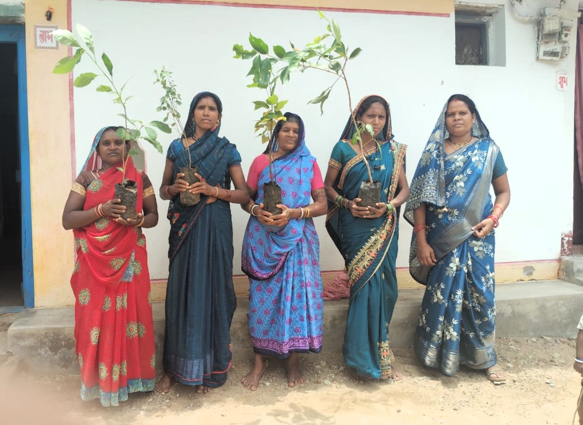 मुख्यमंत्री विष्णुदेव साय के नेतृत्व में ग्रामीण महिलाओं की आत्मनिर्भरता को मिल रही नई उड़ान