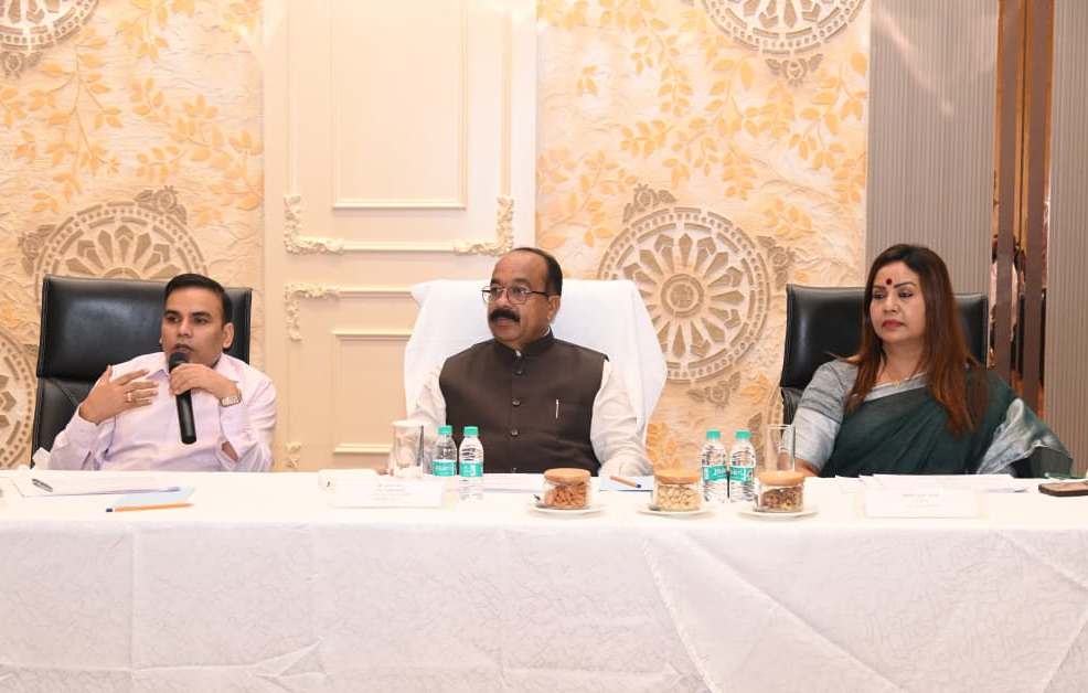 छत्तीसगढ़ को खेल हब बनाने नई सोच और विजन के साथ करें काम – अरुण साव