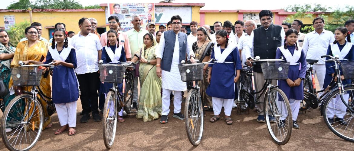 विकास का कोई विकल्प नहीं: मंत्री टंक राम वर्मा