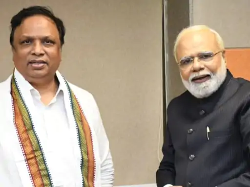 एक्ट्रेस और बिग बॉस फेम ईशा मालवीय का एक वीडियो सोशल मीडिया पर सामने आया
