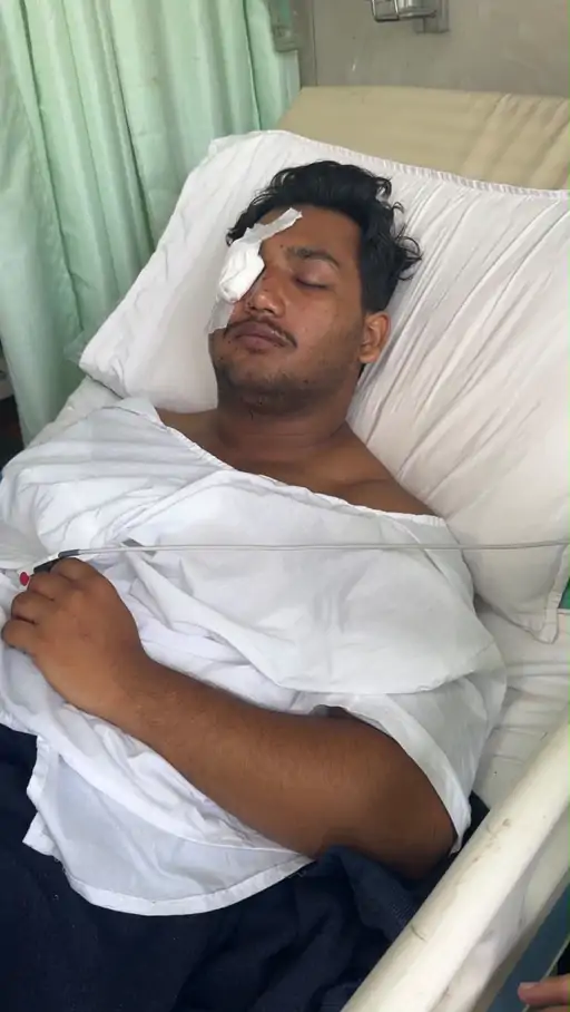 राहुल गांधी ने शुक्रवार को अपने आवास 10 जनपथ पर छात्रों के प्रदर्शन में घायल एक स्टूडेंट के साथ प्रेस कॉन्फ्रेंस की