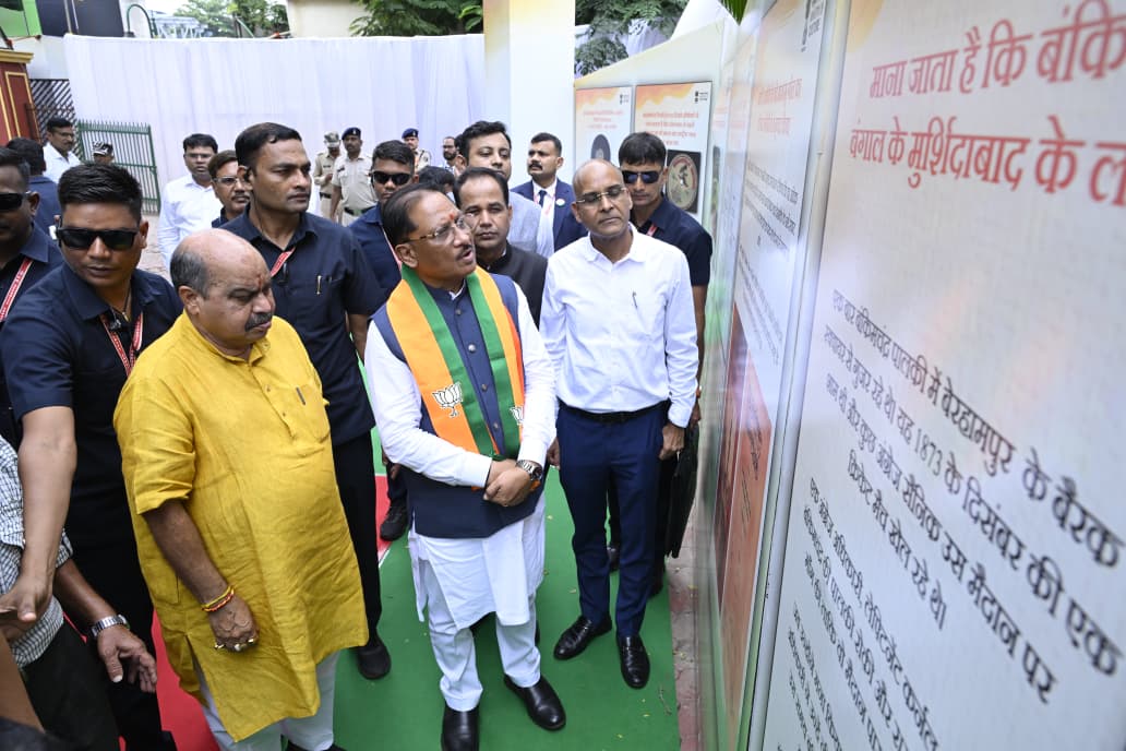 देश की आजादी में छत्तीसगढ़ के वीर नायकों का योगदान नई पीढ़ी तक पहुंचाना हमारा दायित्व : मुख्यमंत्री विष्णु देव साय