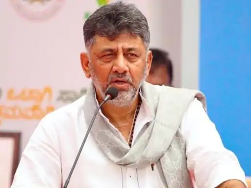 मुख्यमंत्री डीके शिवकुमार ने  कहा, ‘कर्नाटक के सरकारी कार्यक्रमों में अब वंदे मातरम के सिर्फ शुरुआती दो पैरा ही गाए जाएंगे