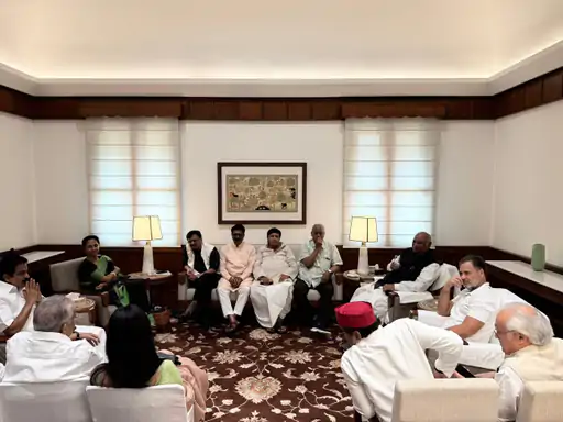 20 जुलाई से शुरू हुए मानसून सत्र का 13 अगस्त को आखिरी दिन