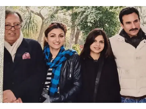 सैफ अली खान की बहन सबा पटौदी ने हाल ही में बताया कि सैफ कई बार उनके पर्स से पैसे निकाल लेते थे