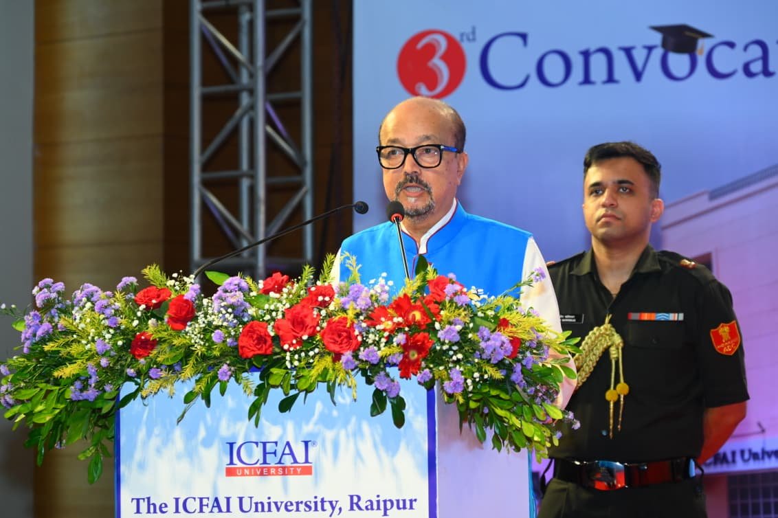 19 विद्यार्थियों को गोल्ड मेडल तथा 16 विद्यार्थियों को सिल्वर मेडल से सम्मानित