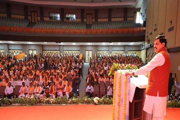 मध्यप्रदेश की विद्युत क्षमता का तीस प्रतिशत क्लीन एनर्जी : मुख्यमंत्री डॉ. यादव