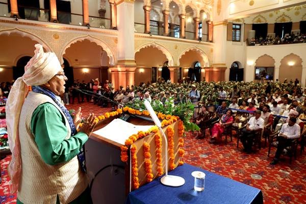 दीक्षांत शपथ का करें आजीवन पालन : राज्यपाल श्री पटेल