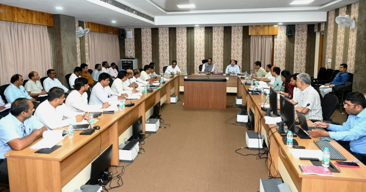 ‘अक्टूबर में हर निर्माणाधीन स्थल पर दिखे काम, बरसात के बाद युद्धस्तर पर शुरू हो निर्माण’