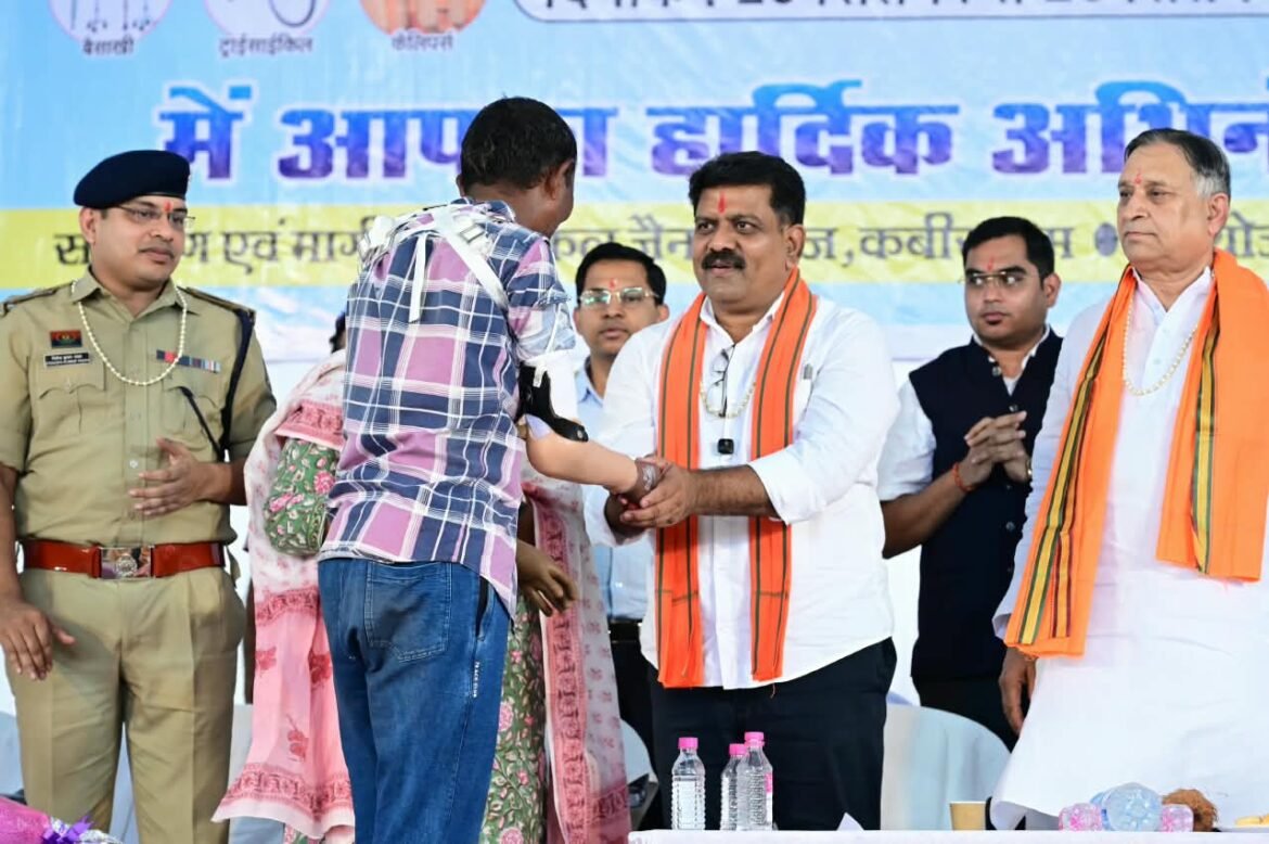 दिव्यांगजनों को आत्मनिर्भर बनाना ही सेवा का उद्देश्य है– उप मुख्यमंत्री  विजय शर्मा