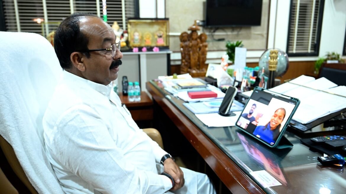 उप मुख्यमंत्री  अरुण साव ने एशियन गेम्स की कबड्डी गोल्ड मेडलिस्ट संजू देवी से बात कर दी बधाई, कहा आपने छत्तीसगढ़ का बढ़ाया मान