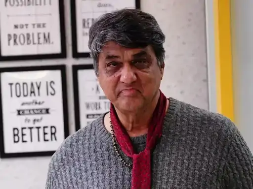 सीनियर एक्टर मुकेश खन्ना ने वंदे मातरम् को लेकर सीनियर एक्ट्रेस शर्मिला टैगोर की टिप्पणी पर प्रतिक्रिया दी