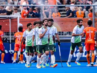 पाकिस्तान हॉकी फेडरेशन ने भारत में होने वाली एशियाई चैंपियंस ट्रॉफी के मैच न्यूट्रल वेन्यू पर कराने की मांग की है। फेडरेशन ने सुरक्षा और भारत-पाकिस्तान के मौजूदा तनाव का हवाला दिया